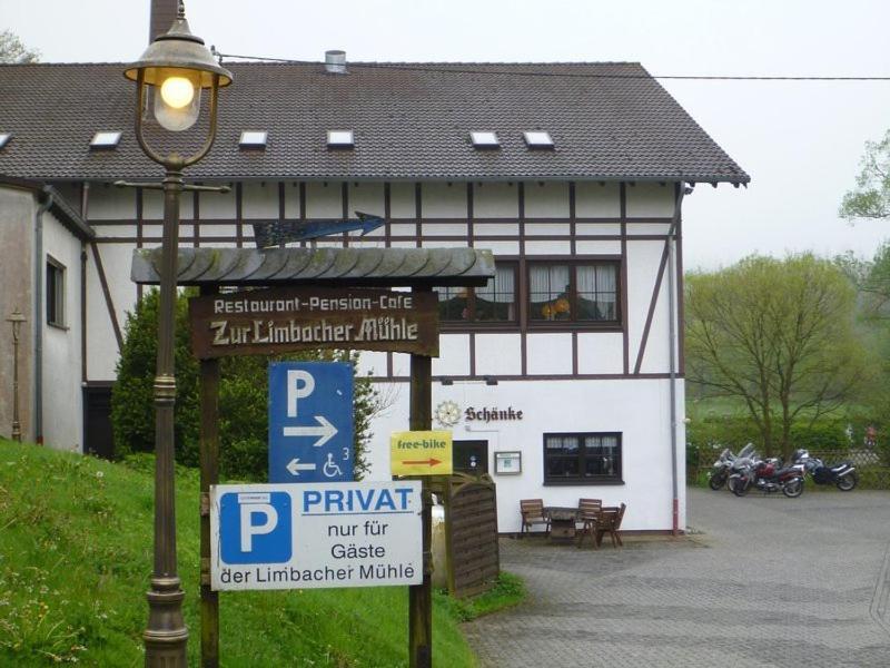 Zur Limbacher Muhle Guest House Limbach  ภายนอก รูปภาพ